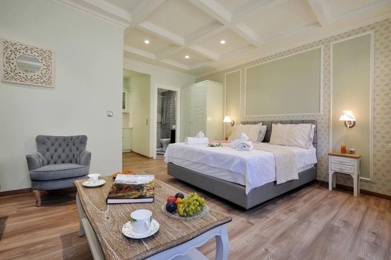 Casa * Corfu (city)